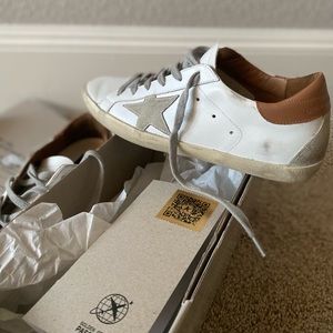 GOLDEN GOOSE SNEAKERS - LEATHER SUPERSTAR